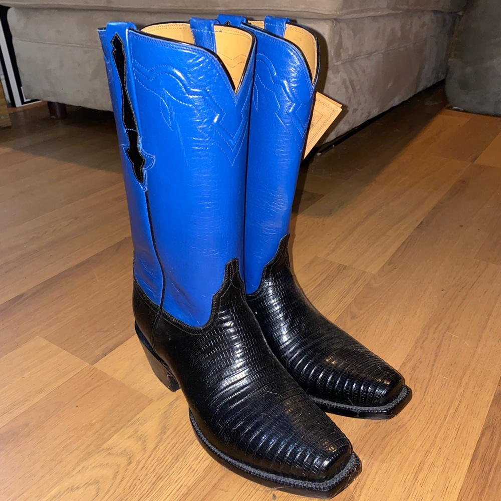 Lucchese cowgirl boots. 7.5